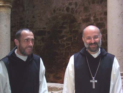 lLe Prieur frre Gilles et le Pre Abb Dom Vladimir Gaudrat